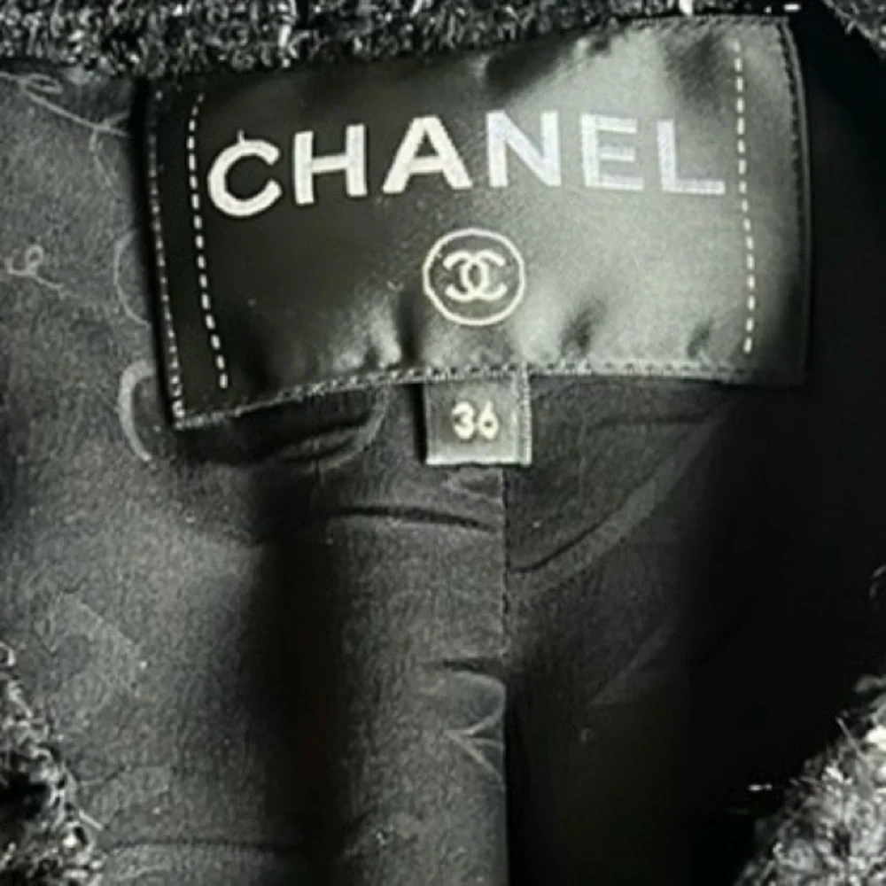 CHANEL Classic Couture Tweed Slim Zip Jacket - French 36